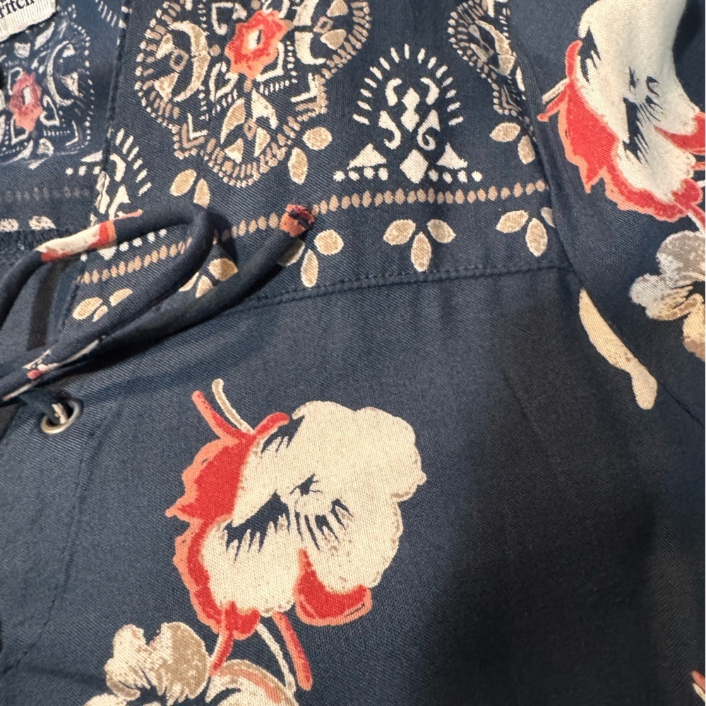 Abercrombie & Fitch Navy Long Sleeve Floral Romper size medium - Picture 5 of 10